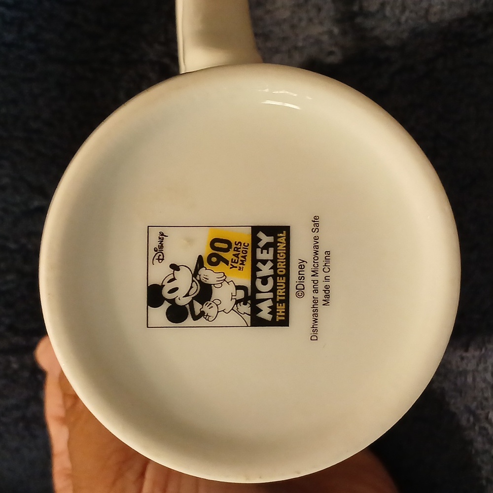 Disney Minnie Mouse Sketch coffee mug - Picture 6 of 6